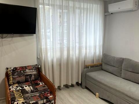 квартира за адресою Злуки просп., 45