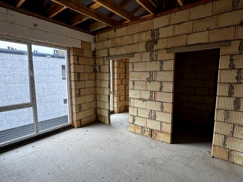 дом по адресу Авиаторов ул.