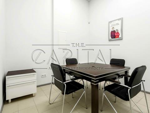 комерційна за адресою Саперне Поле вул., 3