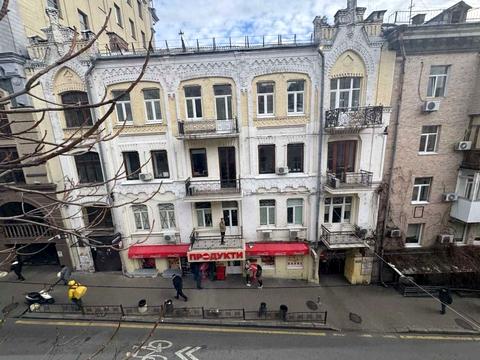 квартира за адресою Прорізна вул., 18/1