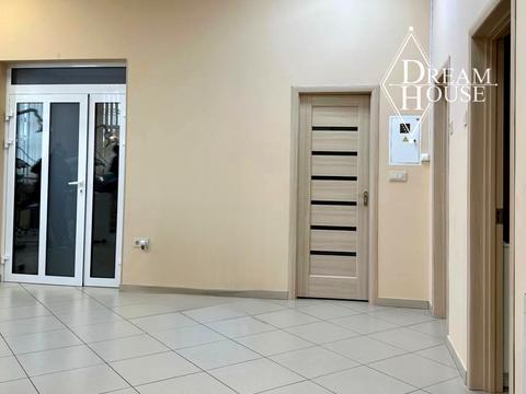 комерційна за адресою Кобзаря вул., 29а