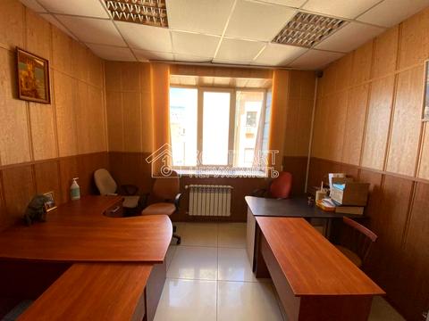 комерційна за адресою Сумська вул., 7