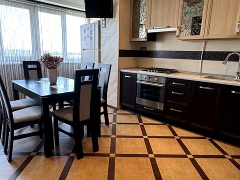 квартира за адресою Будівельників вул., 28