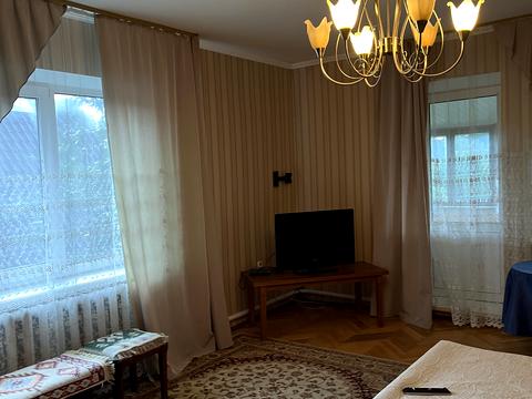 будинок за адресою Мічуріна вул., 100