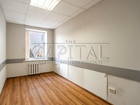 комерційна за адресою Київ, Хорива вул., 7А