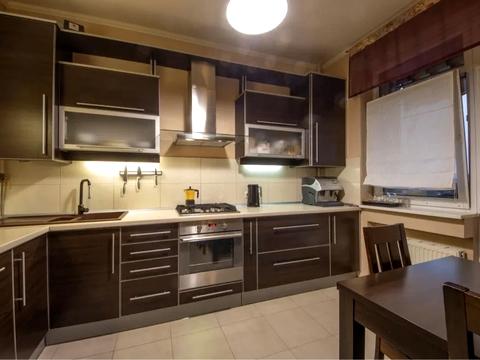квартира за адресою Ромашкова вул., 10б