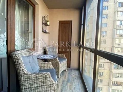 квартира за адресою Вишняківська вул., 5
