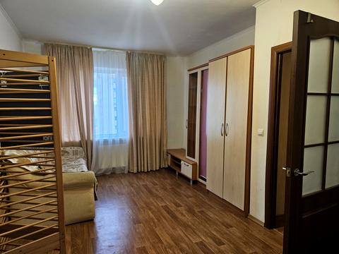 квартира по адресу Бориса Гмыри ул., 12-Б