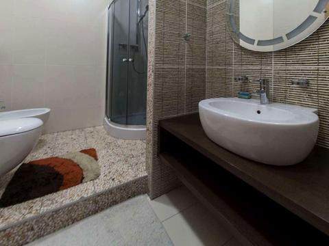 квартира за адресою Київ, Михайла Грушевського вул., 9-А