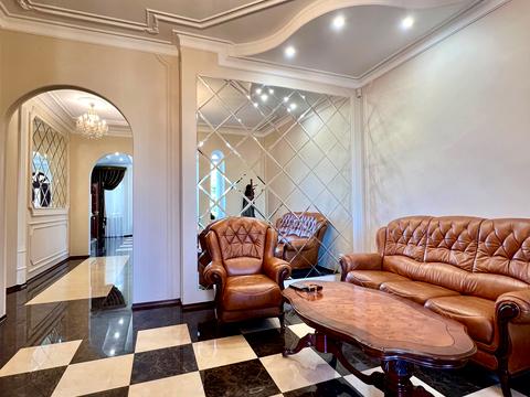 будинок за адресою Жуляньська, 80