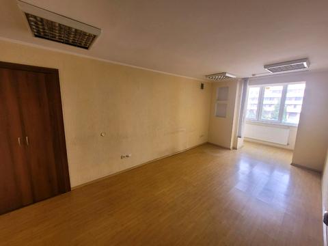 комерційна за адресою Зеновія Красівського вул., 3
