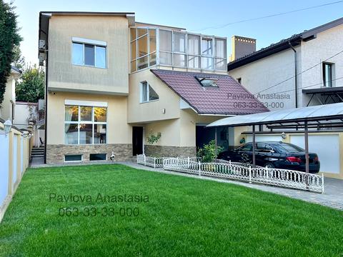 будинок за адресою Абрикосова вул., 5