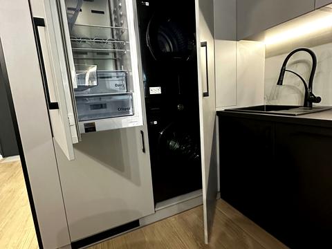 квартира за адресою Євгена Коновальця вул., 37-А