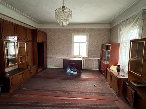 ділянка за адресою Комарова Столична, 75