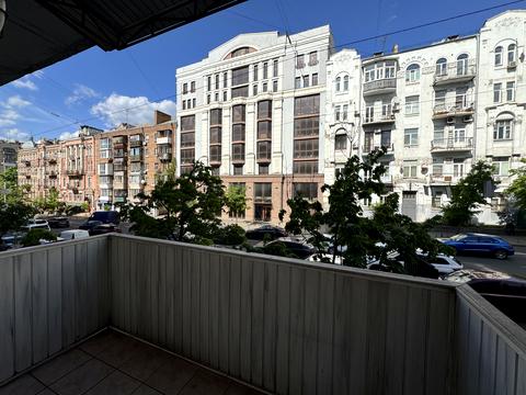 комерційна за адресою Саксаганського вул., 99