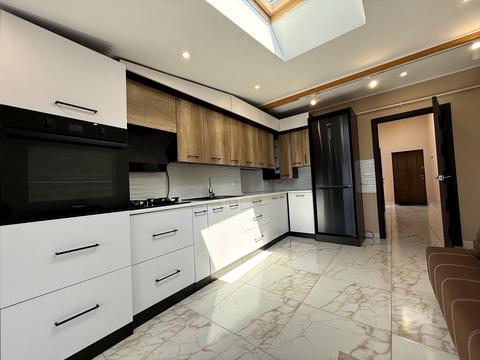 квартира за адресою Лисика вул., 2