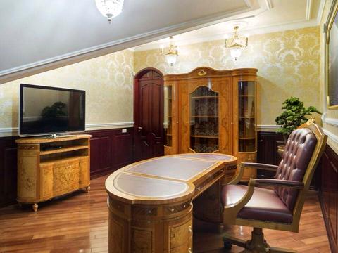 будинок за адресою Білої Акації вул., 32