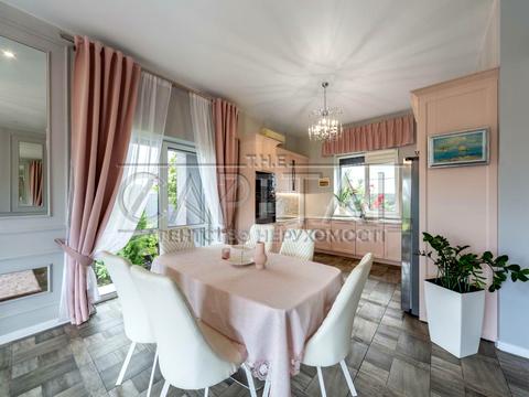 дом по адресу Святкова