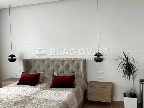 квартира за адресою Джона Маккейна вул. (Івана Кудрі), 7