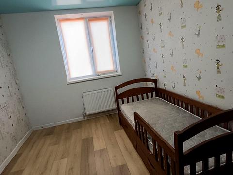 будинок за адресою Центральна вул.