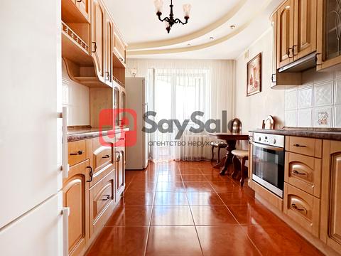 квартира за адресою Анни Ахматової вул., 35-Б