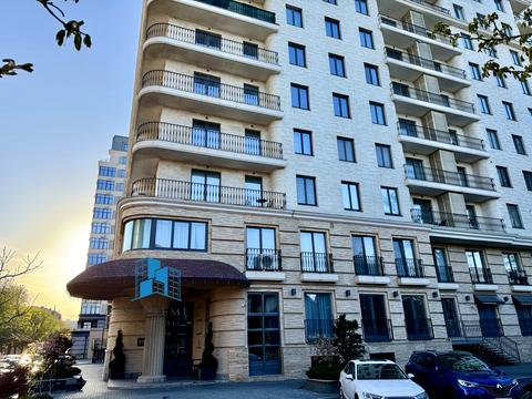 квартира за адресою Андрія Гулого-Гуленка вул. (Віце-адмірала Азарова), 8а