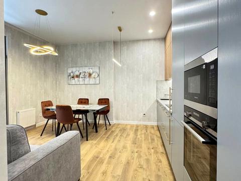 квартира по адресу Кучеревського бульв., 1