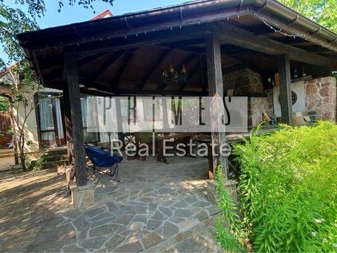 будинок за адресою Паламарчука вул.