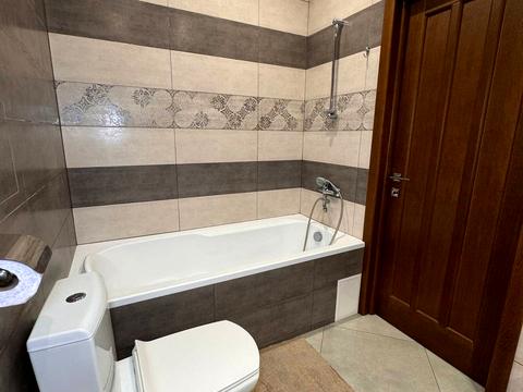 квартира за адресою Авраама Лінкольна вул. (Димитрова), 6а