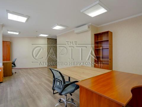 комерційна за адресою Жилянська вул., 101