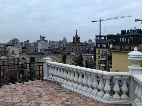 квартира по адресу Круглоуниверситетская ул., 18/2