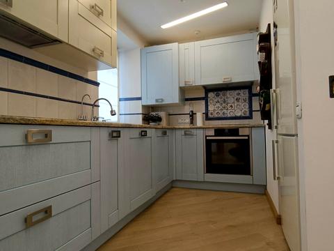 квартира за адресою Степана Бандери, 6