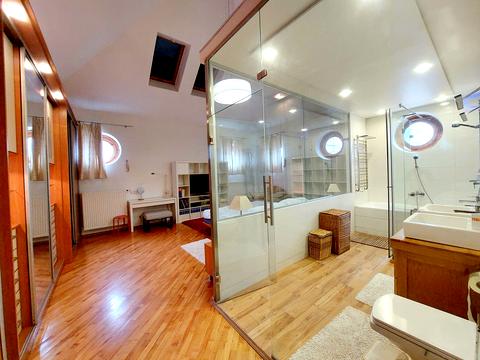 квартира за адресою Леоніда Глібова вул., 12