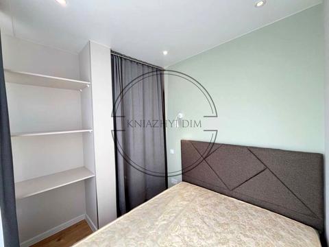 квартира за адресою Дніпровська набережна вул., 17-К