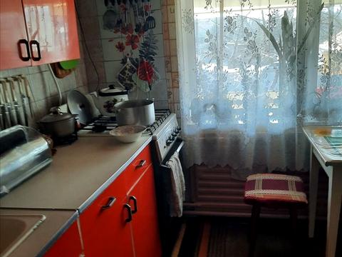 будинок за адресою Центральна вул. (Жовтнева), 1