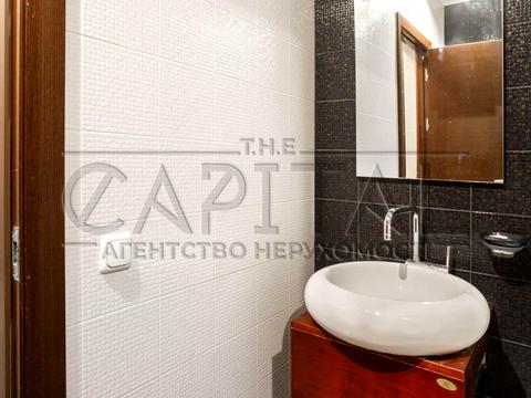 комерційна за адресою Микільсько-Слобідська вул., 2-Б