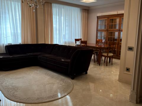 квартира за адресою Незалежності вул., 8г
