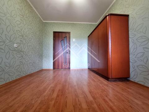 квартира за адресою Івана Авраменка вул. (Корнійчука), 12