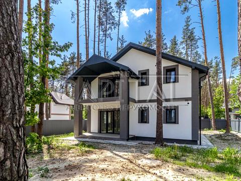 дом по адресу Небесной Сотни ул. (Паризької Комуни)