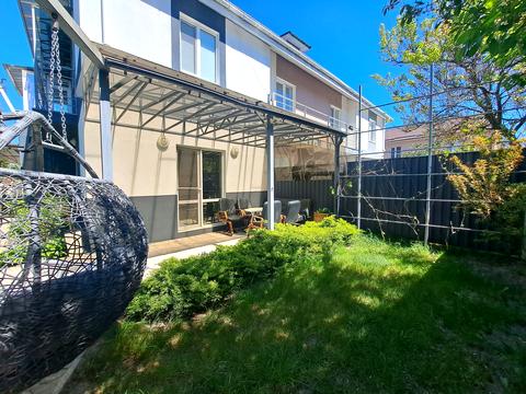 будинок за адресою Озерна вул.