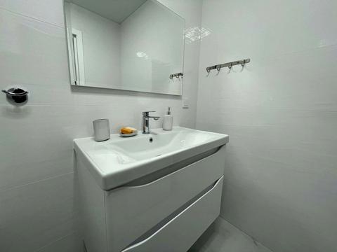 квартира за адресою Злуки просп., 47