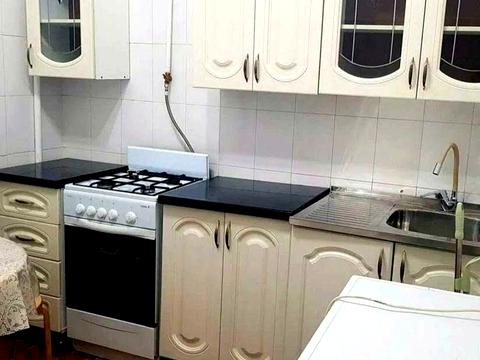квартира за адресою Зарічанська вул., 6