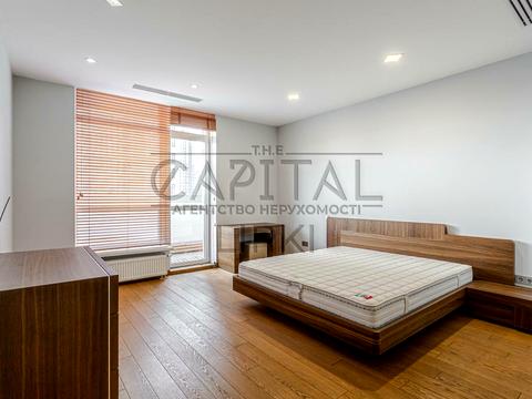 квартира за адресою Андрія Верхогляда вул. (Михайла Драгомирова), 5