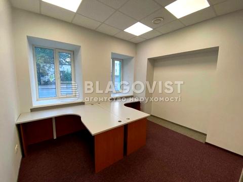 комерційна за адресою Волоська вул., 29