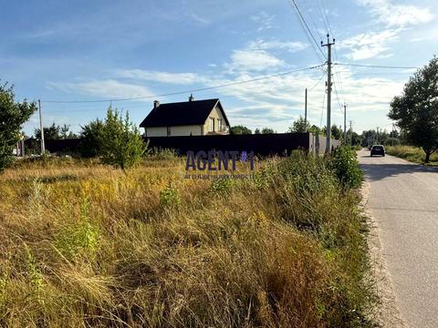 участок по адресу Анатолия Соловьяненко ул.
