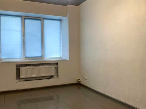 комерційна за адресою Мечникова вул. (Кловський), 18