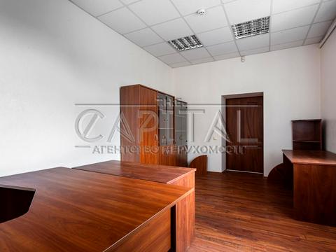 комерційна за адресою Дегтярівська вул., 45