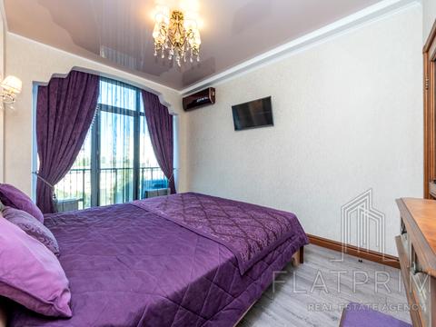 квартира за адресою Регенераторна вул., 4 к17