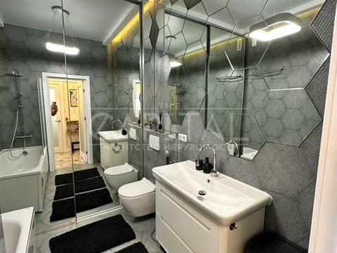 квартира за адресою Василя Тютюнника вул. (Анрі Барбюса), 53