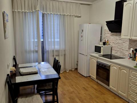 квартира по адресу Патриарха Мстислава Скрипника ул., 40